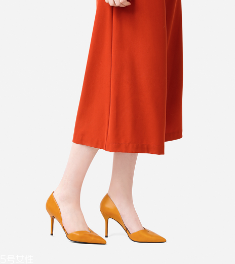 夏天穿什么高跟鞋好看？夏天適合穿什么高跟鞋？