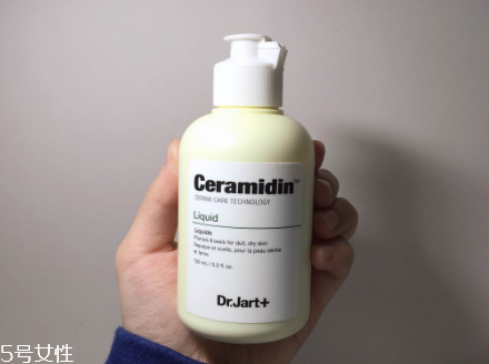 蒂佳婷保濕精華乳液適合什么膚質(zhì) 蒂佳婷保濕精華乳效果 蒂佳婷保濕精華乳液適合什么膚質(zhì) 蒂佳婷保濕精華乳效果