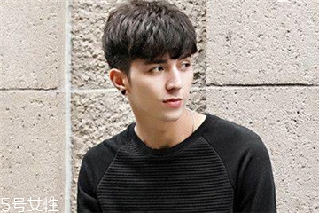 男生發(fā)型短發(fā)鏟兩邊 男生發(fā)型短發(fā)鏟兩邊齊劉海 男生發(fā)型短發(fā)鏟兩邊 男生發(fā)型短發(fā)鏟兩邊齊劉海