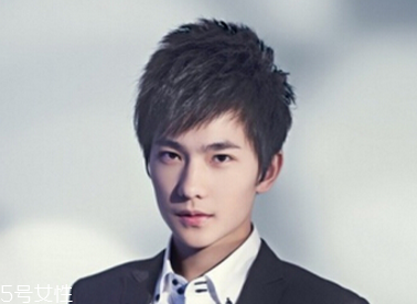 男生發(fā)型短發(fā)鏟兩邊 男生發(fā)型短發(fā)鏟兩邊齊劉海 男生發(fā)型短發(fā)鏟兩邊 男生發(fā)型短發(fā)鏟兩邊齊劉海