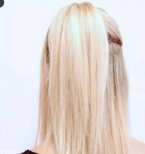 2018流行馬尾的扎法 簡單的低馬尾編發(fā) 2018流行馬尾的扎法 簡單的低馬尾編發(fā)