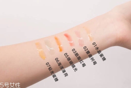 嬌韻詩果凍唇油色號(hào)試色 嬌韻詩果凍唇油怎么樣