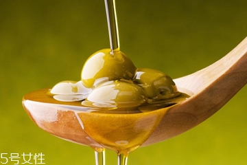 橄欖油能當晚霜用嗎？自制橄欖油晚霜的方法步驟