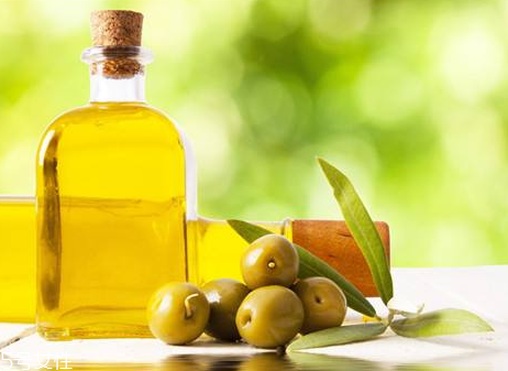 橄欖油能當晚霜用嗎？自制橄欖油晚霜的方法步驟