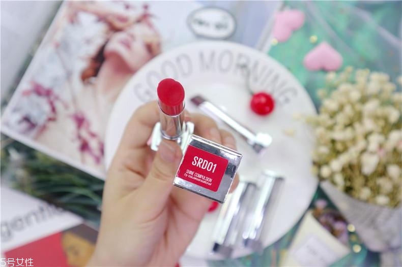 美寶蓮小燈管2018限量色哪個好看？哪個適合黃皮？