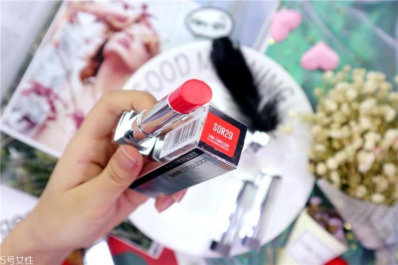 美寶蓮小燈管2018限量色哪個好看？哪個適合黃皮？