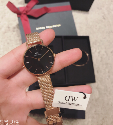 手表型號怎么看？手表型號在哪里看？