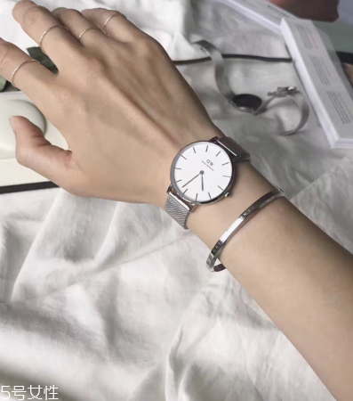 手表洗油用什么油？手表洗油用的哪種油？