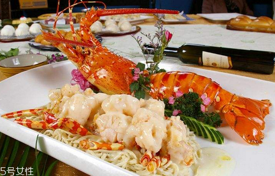 波士頓龍蝦死了還能吃嗎？死的波士頓龍蝦能吃嗎？