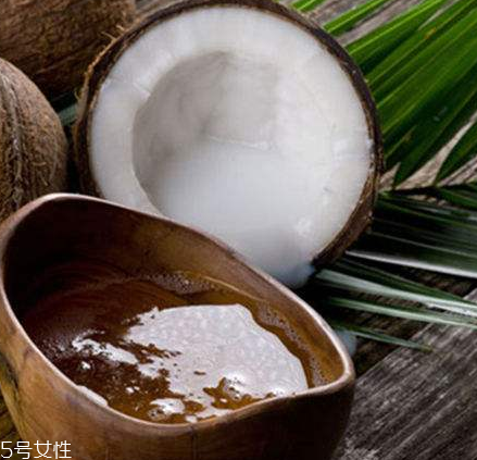 椰子油能當眼唇卸妝液用嗎 椰子油能卸唇妝嗎 椰子油能當眼唇卸妝液用嗎 椰子油能卸唇妝嗎