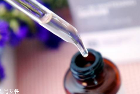 精華液去皺紋嗎？皺紋可以用精華液去除嗎？