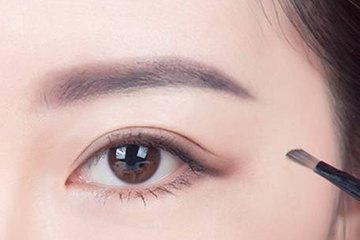 提眉和雙眼皮一起做嗎？提眉和雙眼皮要隔開多久