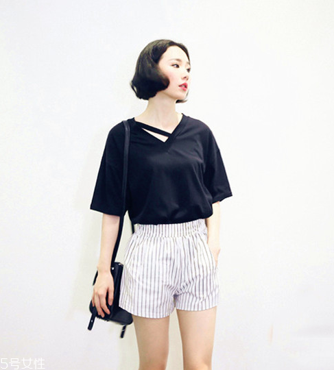 黑色t恤掉毛怎么辦 黑色t恤掉毛怎么處理 黑色t恤掉毛怎么辦 黑色t恤掉毛怎么處理