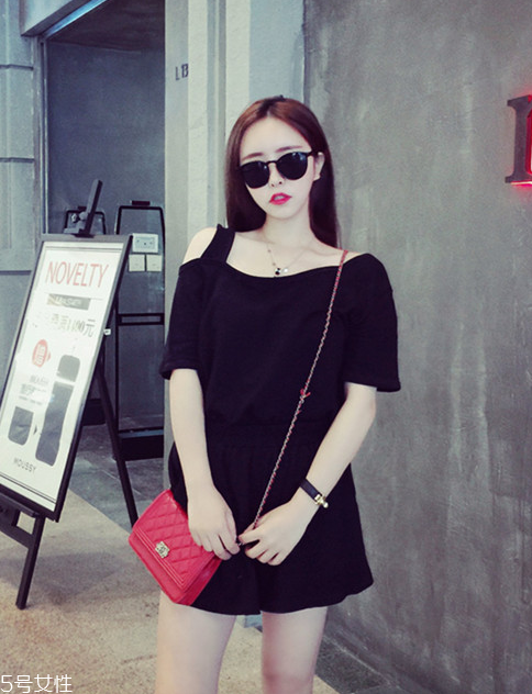 黑色t恤掉毛怎么辦 黑色t恤掉毛怎么處理 黑色t恤掉毛怎么辦 黑色t恤掉毛怎么處理