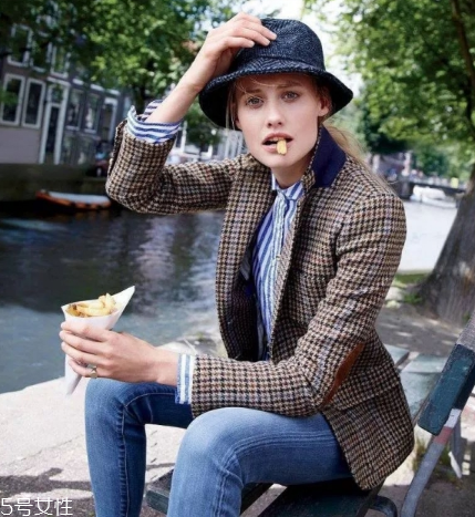 夏天戴什么帽子好看？夏季帽子搭配圖片