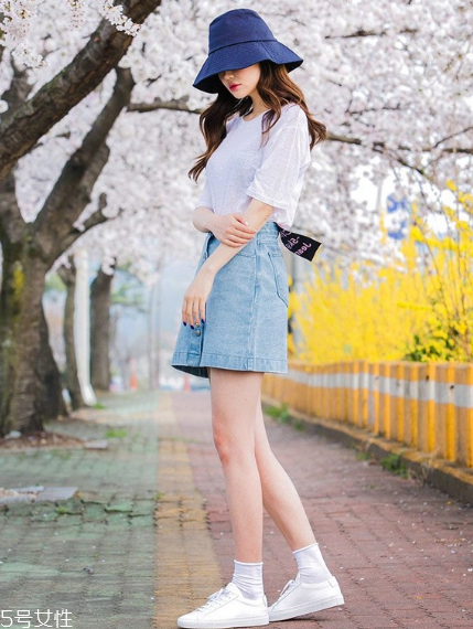 夏天戴什么帽子好看？夏季帽子搭配圖片