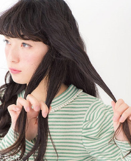 徐夢(mèng)潔雙馬尾怎么扎步驟圖 徐夢(mèng)潔同款雙馬尾扎法教程 徐夢(mèng)潔雙馬尾怎么扎步驟圖 徐夢(mèng)潔同款雙馬尾扎法教程