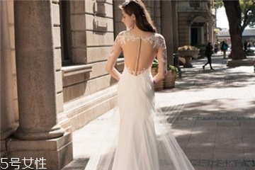 婚紗裙撐怎么穿？婚紗裙撐的正確穿法