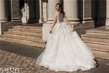 婚紗裙撐怎么折疊？婚紗裙撐怎么收起來？