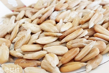 葵瓜子能多吃嗎？吃多了葵瓜子會(huì)怎樣？