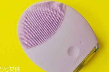 敏感肌能用潔面儀嗎？敏感肌適合用潔面儀嗎？