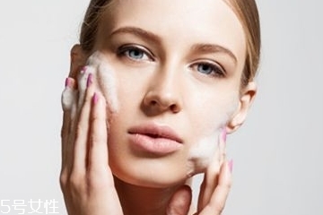 敏感肌可以用清潔面膜嗎？清潔面膜敏感肌可以用嗎？