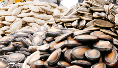 葵瓜子和南瓜子的區(qū)別 葵瓜子和南瓜子哪個好？