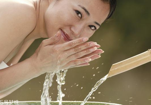 敏感肌如何收縮毛孔？敏感肌毛孔粗大怎么辦？