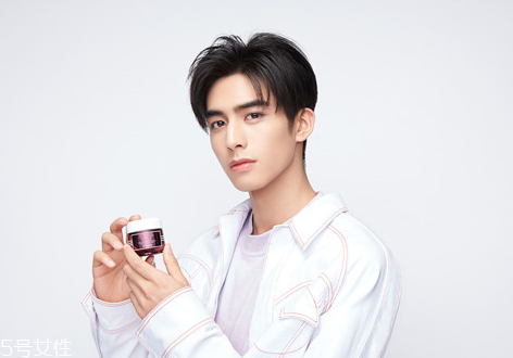 希思黎黑玫瑰初戀霜怎么樣？希思黎黑玫瑰初戀霜測評