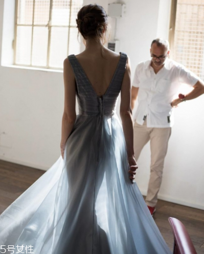 婚紗什么時候穿？新娘什么時候換婚紗？