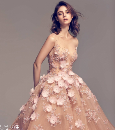 婚紗放在哪里好？婚紗存放方法