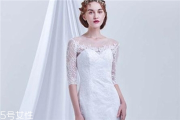 婚紗干洗費(fèi)一般多少錢？干洗婚紗的價(jià)格