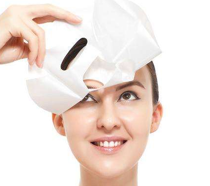 干皮可以用清潔面膜嗎？干皮需要用清潔面膜嗎？