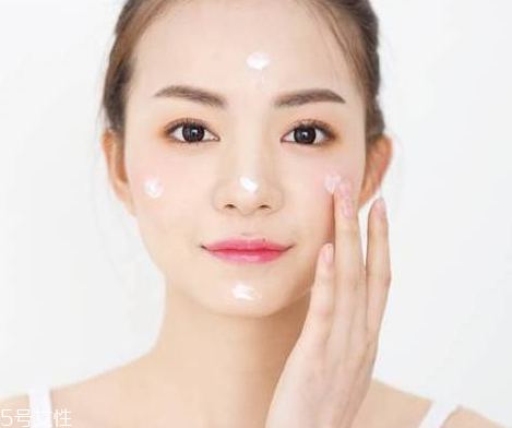 妝前乳怎么用才正確 妝前乳怎么使用 妝前乳怎么用才正確 妝前乳怎么使用