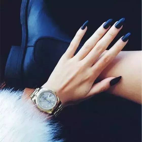 霧面指甲圖片 28個霧面指彩提案 霧面指甲圖片 28個霧面指彩提案