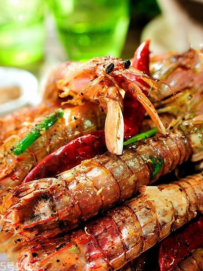 皮皮蝦能和櫻桃一起吃嗎？皮皮蝦和櫻桃可以同吃嗎？