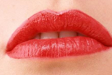 厚唇變薄術(shù)多少錢？厚唇變薄術(shù)風(fēng)險大嗎