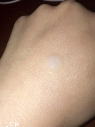 油皮可以用芙麗芳絲嗎？芙麗芳絲適合油皮嗎？