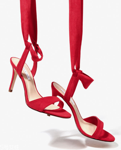 婚鞋可以穿黑色嗎？婚鞋穿黑色好嗎？