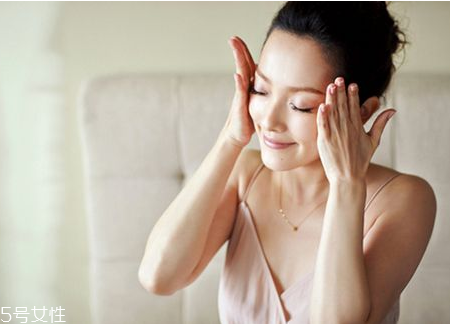 乳液能多擦嗎？多擦乳液好不好？