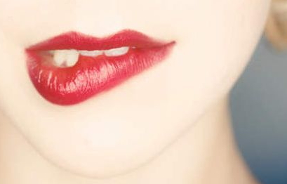 紋唇和漂唇哪個(gè)好？紋唇和漂唇的區(qū)別