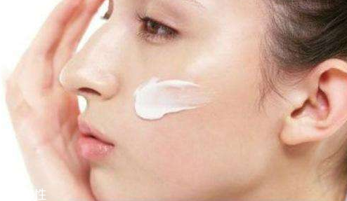 乳液拍打還是涂抹？乳液正確涂抹手法