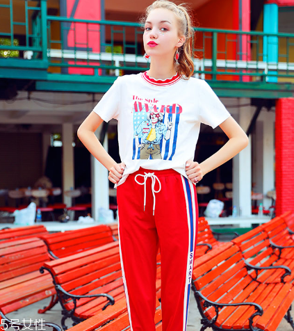 圓臉適合什么t恤？圓臉穿什么t恤好看？