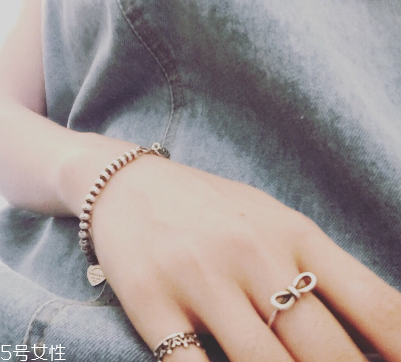 阿吉豆戒指一般多少錢？阿吉豆戒指正品價格