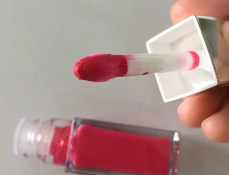倩碧小方唇釉怎么樣？倩碧唇釉使用心得