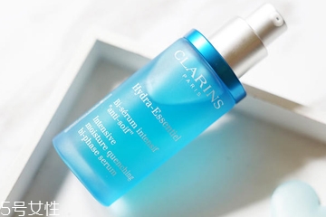 嬌韻詩(shī)不死鳥(niǎo)水精華適合夏天嗎 嬌韻詩(shī)不死鳥(niǎo)水精華評(píng)測(cè) 嬌韻詩(shī)不死鳥(niǎo)水精華適合夏天嗎 嬌韻詩(shī)不死鳥(niǎo)水精華評(píng)測(cè)