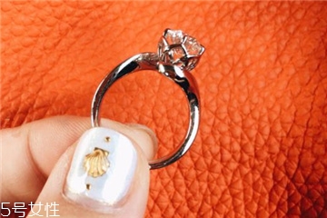 鉆戒可以調(diào)節(jié)大小嗎？鉆戒調(diào)節(jié)大小會(huì)有影響嗎？