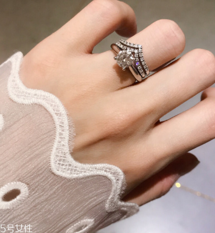 鉆戒可以用酒精洗嗎？鉆戒用酒精洗有影響嗎？