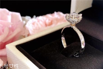 鉆戒可以用火燒嗎？鉆戒用火燒會(huì)壞嗎？