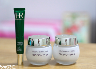 眼霜為什么要用無名指？為什么要用無名指涂眼霜？